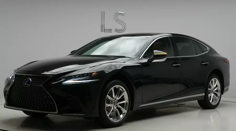Премиальный самурай Lexus LS &copy;&nbsp;Фото Евгения Мельченко, Юга.ру