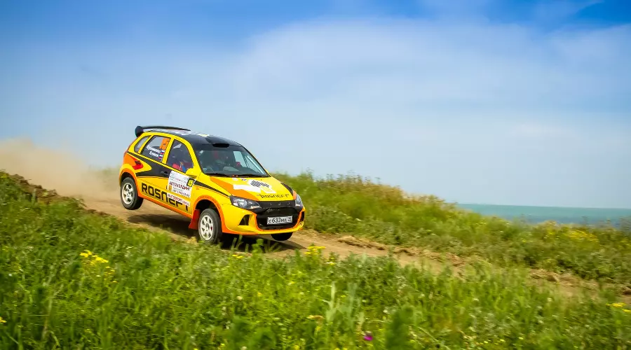Двойная победа LADA Kalina на ралли "Фанагория 2015" &copy;&nbsp;Фото ЮГА.ру
