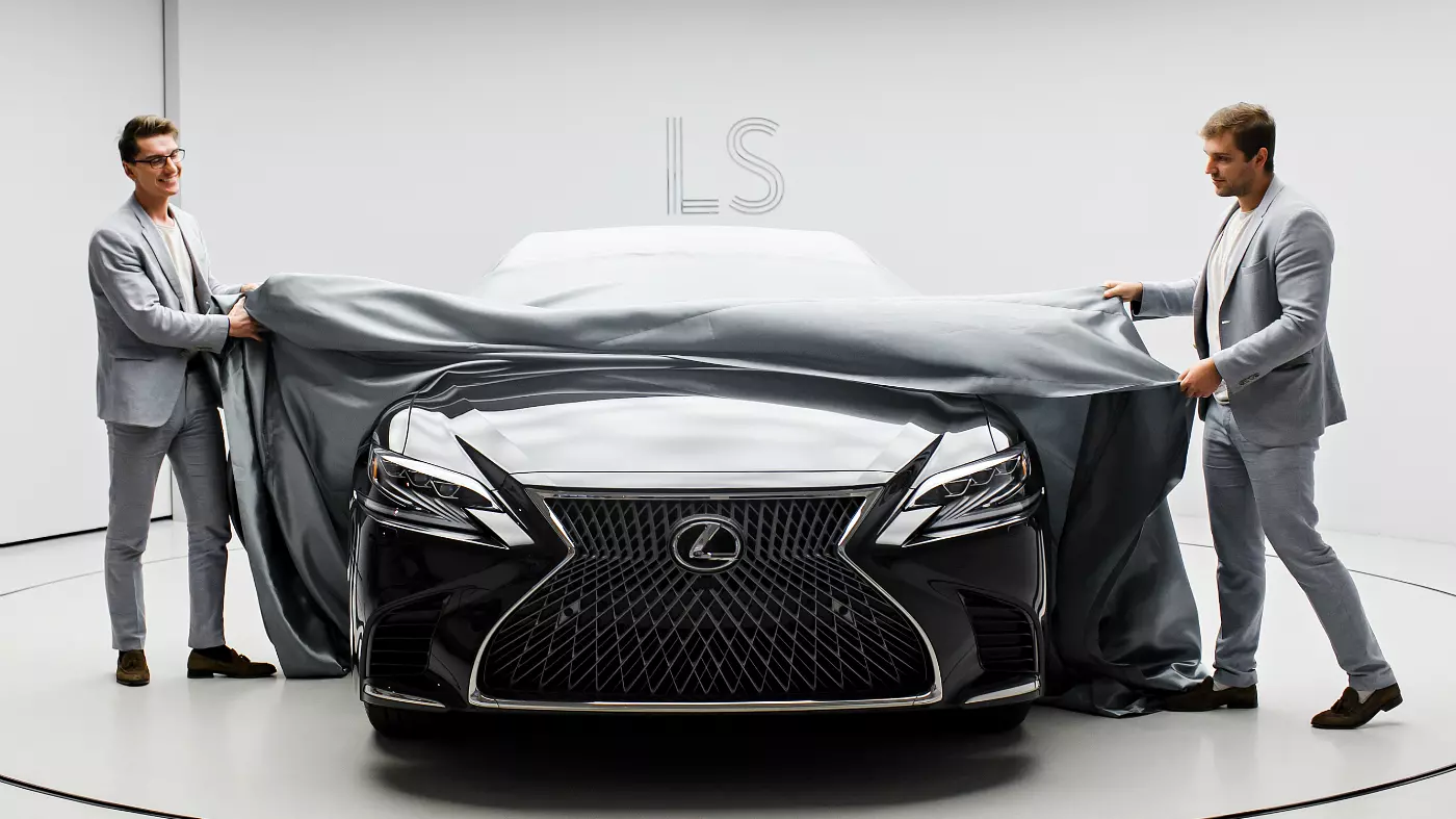 Ажиотаж на презентации нового Lexus LS был велик без преувеличения