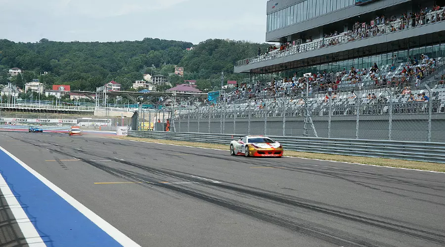 В Сочи состоялся гоночный уик-энд Ferrari Racing Days &copy;&nbsp;Фото ЮГА.ру