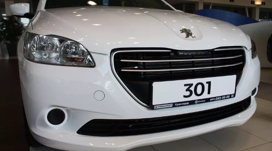 Peugeot 301 &copy;&nbsp;Фото ЮГА.ру