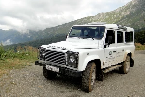 Land Rover Defender. Краснодар — Предгорье Кавказа &copy;&nbsp;Фото ЮГА.ру