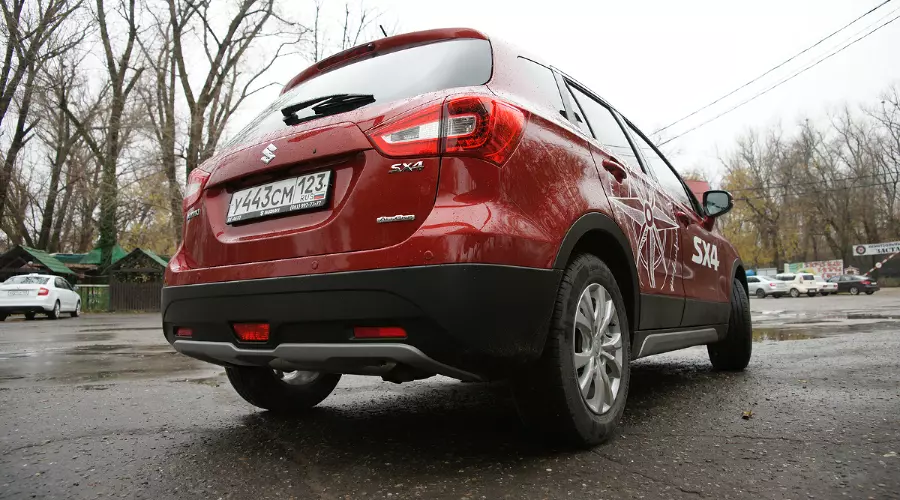 Тест-драйв Suzuki SX4. Обновленный вариант 2016 – 2017 года &copy;&nbsp;Фото ЮГА.ру