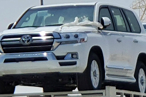 Рестайлинговый внедорожник Toyota Land Cruiser 200 © Фото Kurdistan Automotive Blog