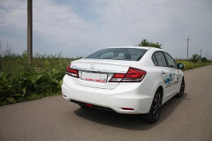 Honda Civic 4D &copy;&nbsp;Фото ЮГА.ру