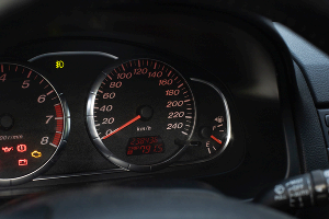 спидометр &copy;&nbsp;Изображение сгенерировано нейросетью Gigachat