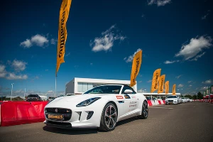 Компания Continental представила и испытала новую шину SportContact 6 &copy;&nbsp;Фото ЮГА.ру