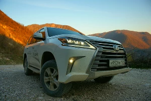 Lexus на Сочи Автодроме &copy;&nbsp;Фото ЮГА.ру