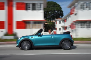 Новый MINI Convertible &copy;&nbsp;Фото ЮГА.ру