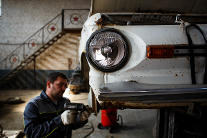 Утилизация старых автомобилей  © Николай Ильин, ЮГА.ру