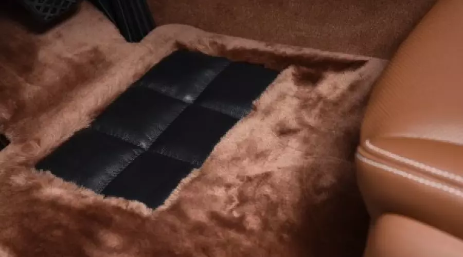 BMW Group представляет специальные версии нового BMW 7 серии © Фото ЮГА.ру BMW Group представляет специальные версии нового BMW 7 серии © Фото ЮГА.ру