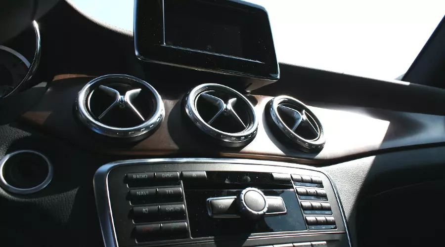 Mercedes-Benz. Не в бровь, а в GLAз &copy;&nbsp;Фото ЮГА.ру