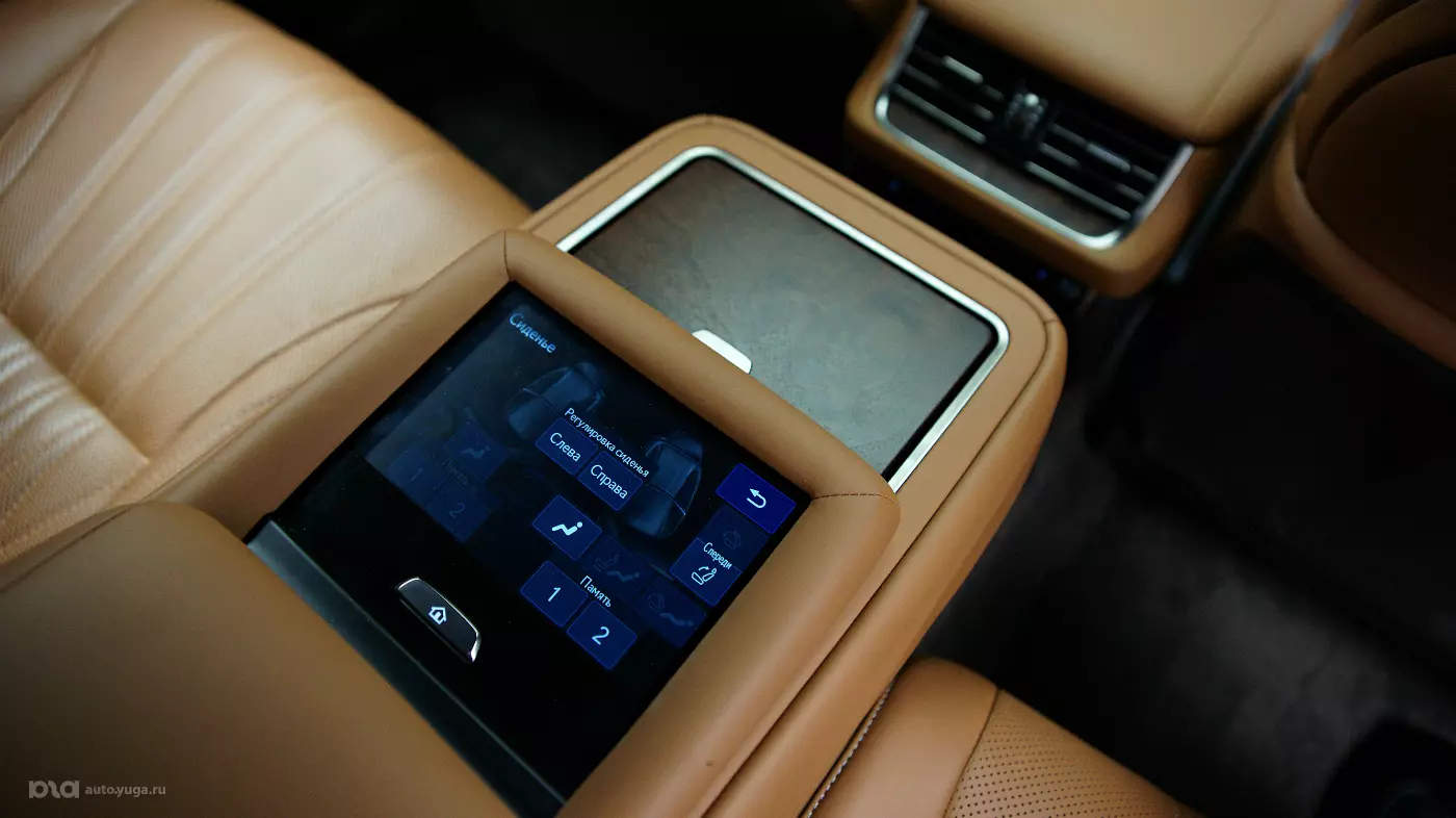 Новый Lexus LS. Салон
