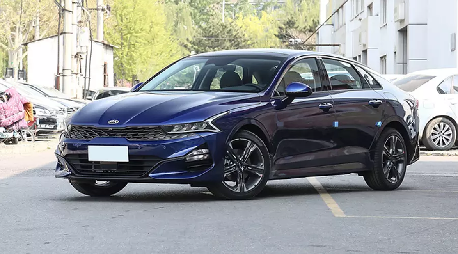 Новая Kia K5 &copy;&nbsp;Фото Kia-Clubs.ru