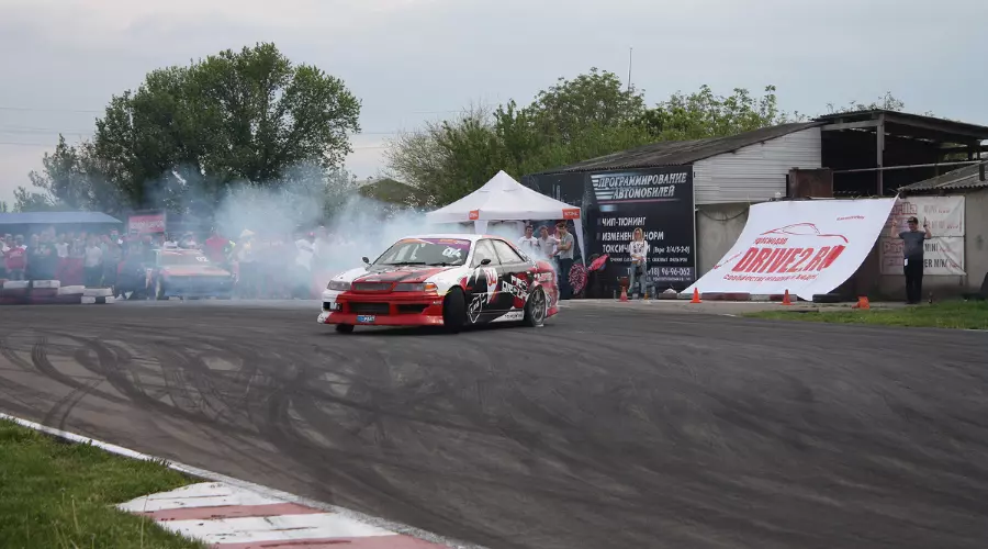 Первый этап чемпионата "Drift Battle Series" в Усть-Лабинске &copy;&nbsp;Фото ЮГА.ру