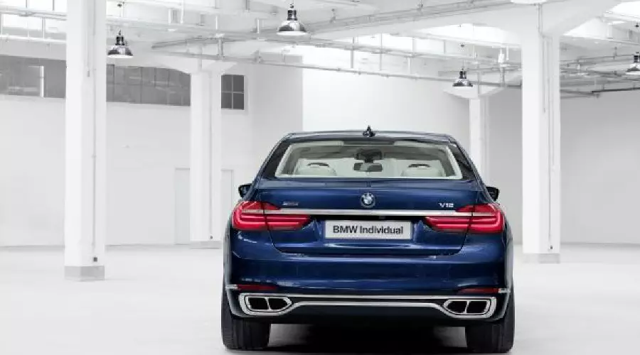 BMW представляет юбилейную версию седана BMW Individual 7 серии "THE NEXT 100 YEARS" &copy;&nbsp;Фото ЮГА.ру