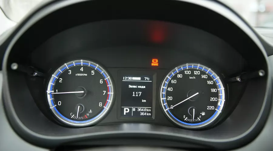 Тест-драйв Suzuki SX4. Обновленный вариант 2016 – 2017 года &copy;&nbsp;Фото ЮГА.ру