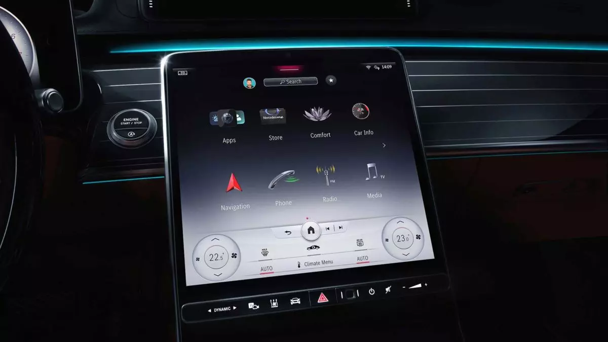 Салон нового Mercedes S-Class