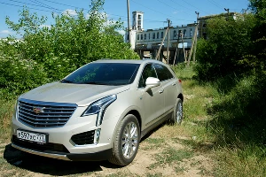 Cadillac XT5. Не Escalade, но ростом вышел &copy;&nbsp;Фото Евгения Мельченко, Юга.ру