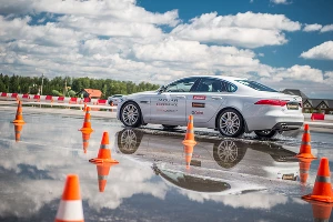 Компания Continental представила и испытала новую шину SportContact 6 &copy;&nbsp;Фото ЮГА.ру