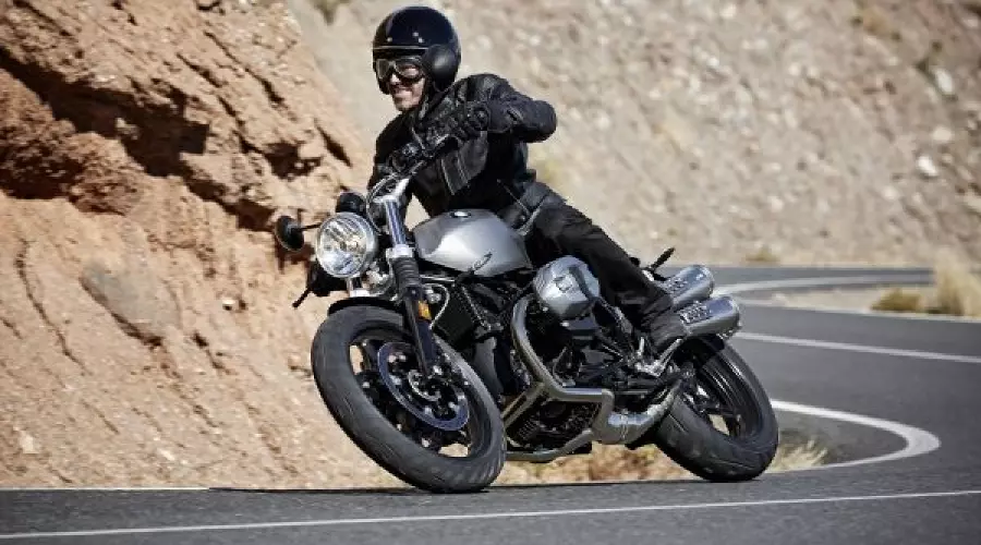BMW Motorrad представляет новинки 2017 года © Фото ЮГА.ру BMW Motorrad представляет новинки 2017 года © Фото ЮГА.ру