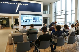 Открытие нового ДЦ "Volkswagen КЛЮЧАВТО Аэропорт" &copy;&nbsp;Фото Евгения Мельченко, Юга.ру