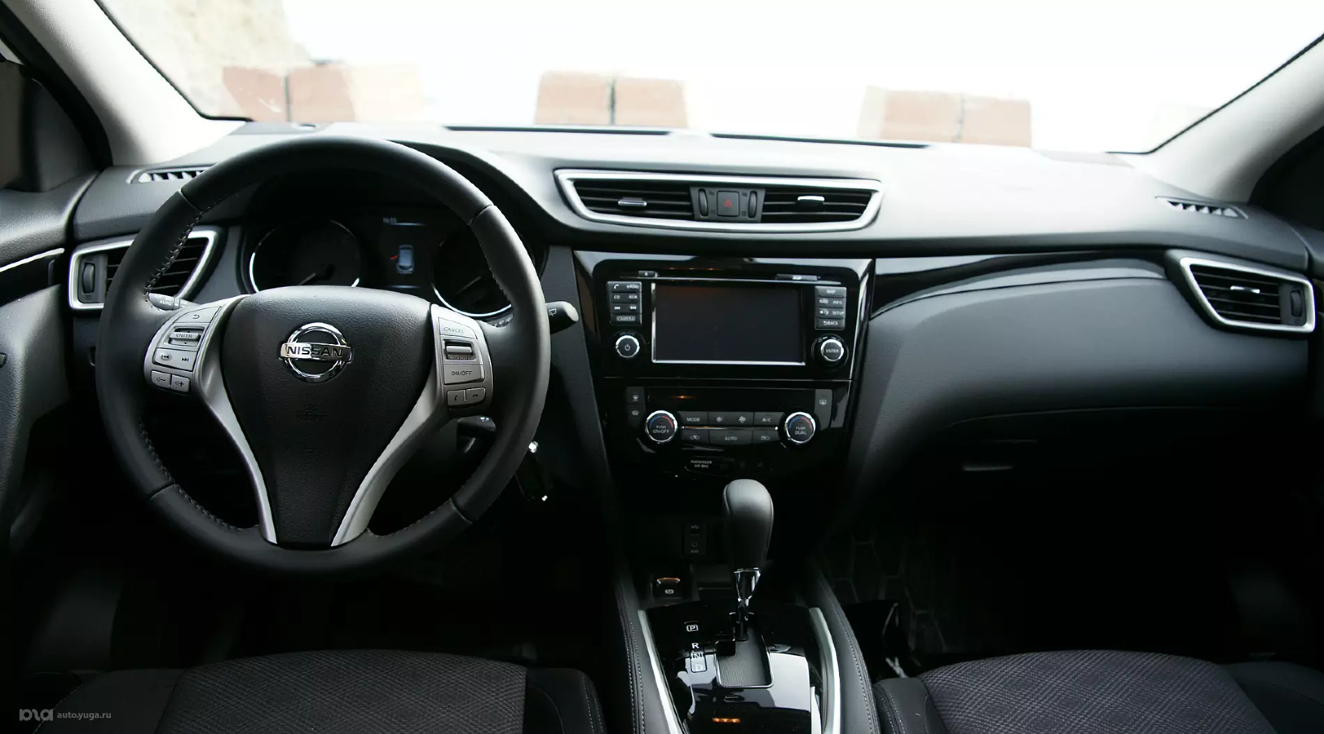 Салон Nissan Qashqai © Фото Евгения Мельченко, Юга.ру Салон Nissan Qashqai