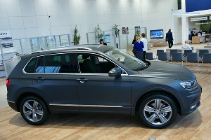 Открытие нового ДЦ "Volkswagen КЛЮЧАВТО Аэропорт" &copy;&nbsp;Фото Евгения Мельченко, Юга.ру