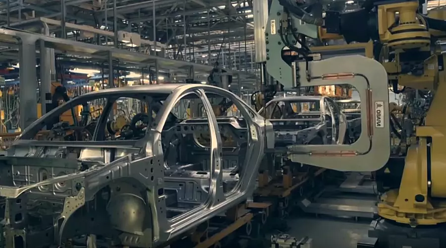  &copy;&nbsp;Скриншот видео канала LADA Ижевский автомобильный завод на YouTube