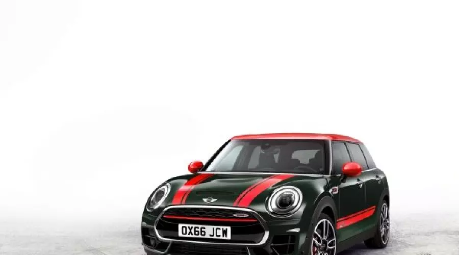 Новый MINI John Cooper Works Clubman © Фото ЮГА.ру Новый MINI John Cooper Works Clubman © Фото ЮГА.ру