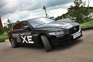 Jaguar XE. Компактный британский кот с резвым нравом &copy;&nbsp;Фото ЮГА.ру
