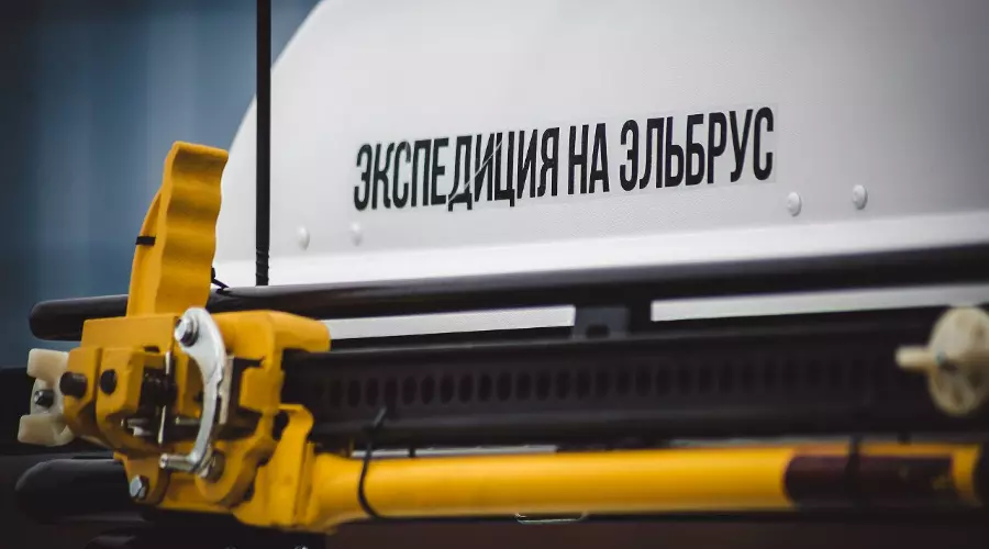 "Дикари" штурмуют Эльбрус: начало сезона экстремальных путешествий на LADA 4х4 (фото Сергея Матвеева) © Фото ЮГА.ру "Дикари" штурмуют Эльбрус: начало сезона экстремальных путешествий на LADA 4х4 (фото Сергея Матвеева) © Фото ЮГА.ру