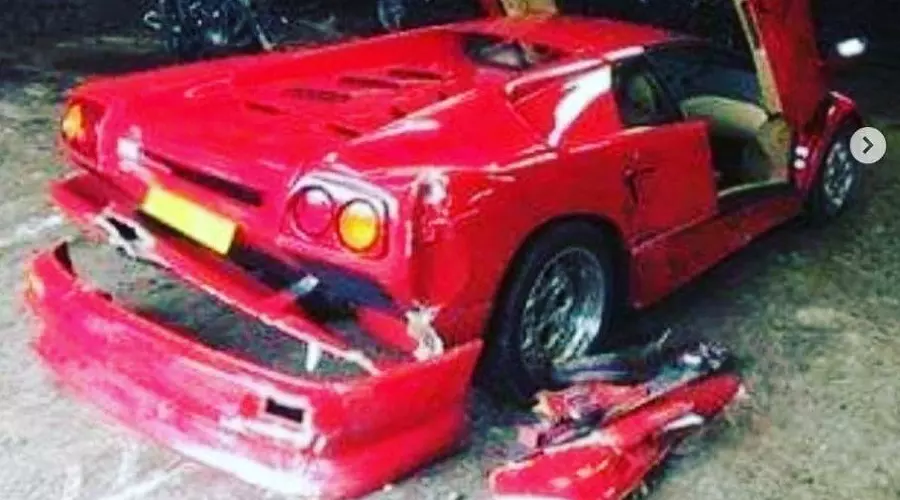Разбитый Lamborghini &copy;&nbsp;Фото из инстаграма Пэдди Макгиннесса