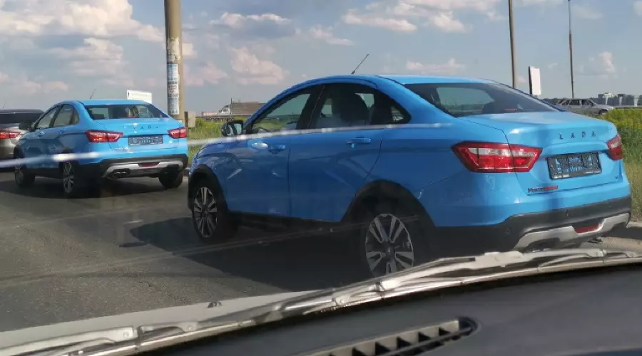 Голубая Lada Vesta Cross &copy;&nbsp;Фото лада.онлайн