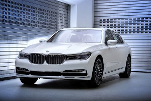 BMW Group представляет специальные версии нового BMW 7 серии © Фото ЮГА.ру