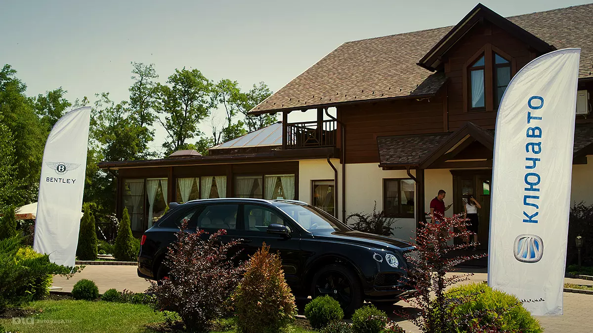 Кроссовер Bentley Bentayga