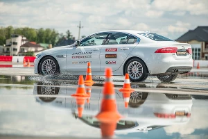 Компания Continental представила и испытала новую шину SportContact 6 &copy;&nbsp;Фото ЮГА.ру