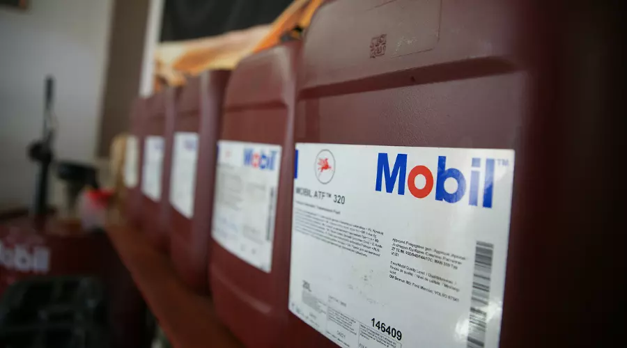 Mobil1. Замена масла в автомобиле: основы и нюансы &copy;&nbsp;Фото ЮГА.ру