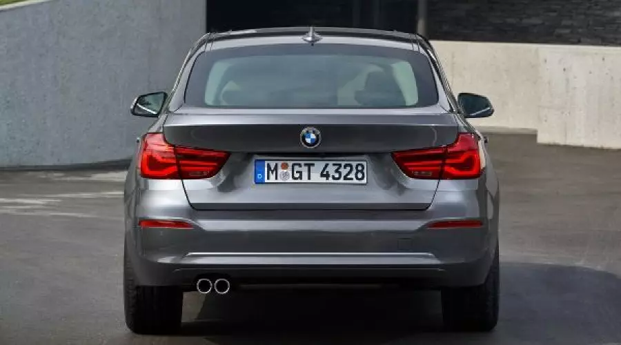 Новый BMW 3-Series Gran Turismo 2016 © Фото ЮГА.ру Новый BMW 3-Series Gran Turismo 2016 © Фото ЮГА.ру