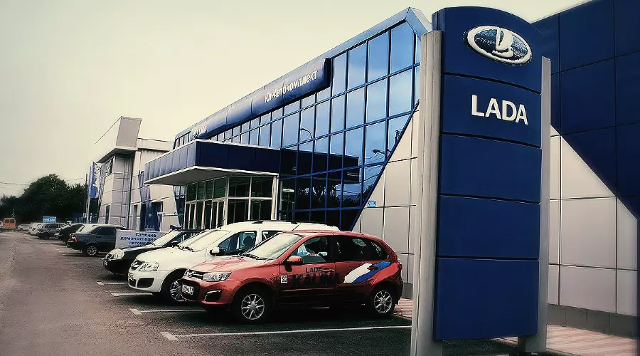 Автомобили Lada &copy;&nbsp;Фото Евгения Мельченко, Юга.ру