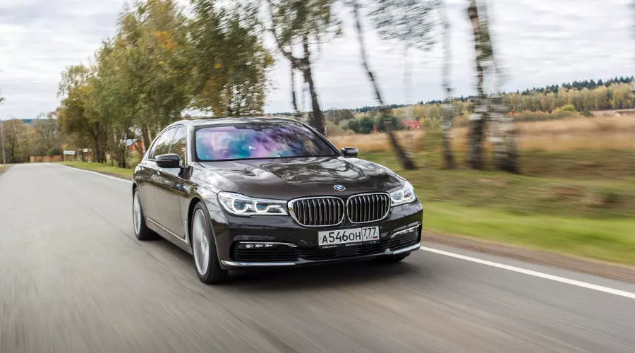 Новый BMW 7-Series (Фото: BMW) &copy;&nbsp;Фото ЮГА.ру