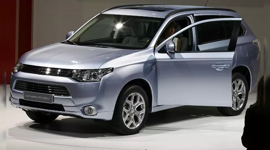 Paris Motor Show 2012 &copy;&nbsp;Фото ЮГА.ру