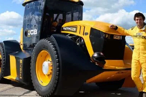 Трактор-рекордсмен © Фото JCB