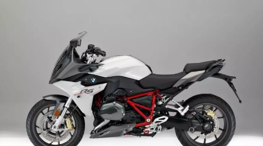 BMW Motorrad представляет новинки 2017 года © Фото ЮГА.ру BMW Motorrad представляет новинки 2017 года © Фото ЮГА.ру