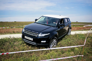 "Юг-Авто" провел для своих клиентов JAGUAR LAND ROVER DAY © Фото ЮГА.ру