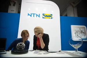 Автомобильная выставка MOBI в Краснодаре &copy;&nbsp;Елена Синеок, ЮГА.ру