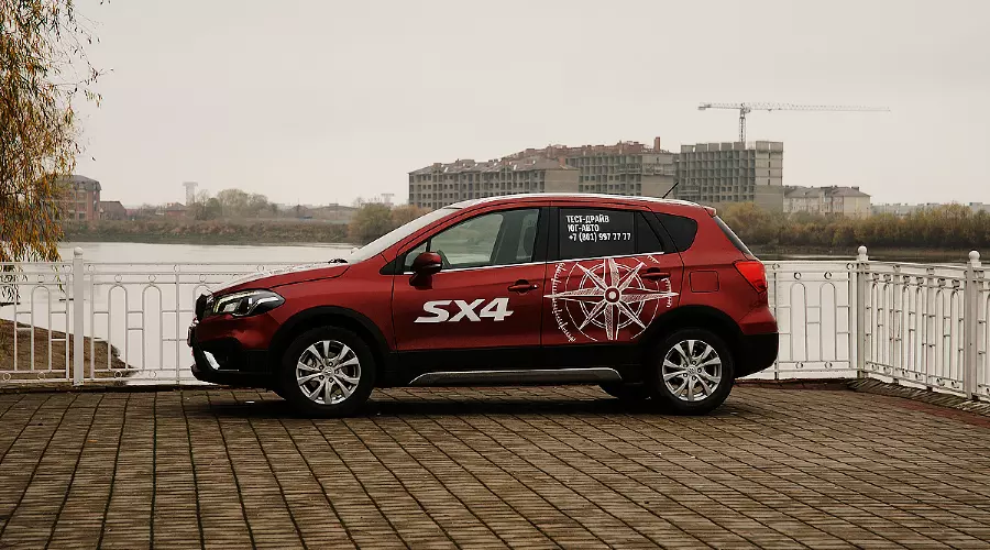 Тест-драйв Suzuki SX4. Обновленный вариант 2016 – 2017 года &copy;&nbsp;Фото ЮГА.ру