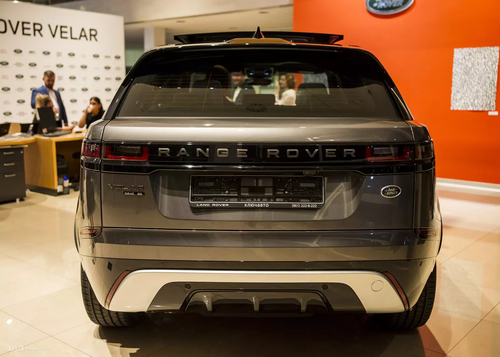 Экстерьер Range Rover Velar