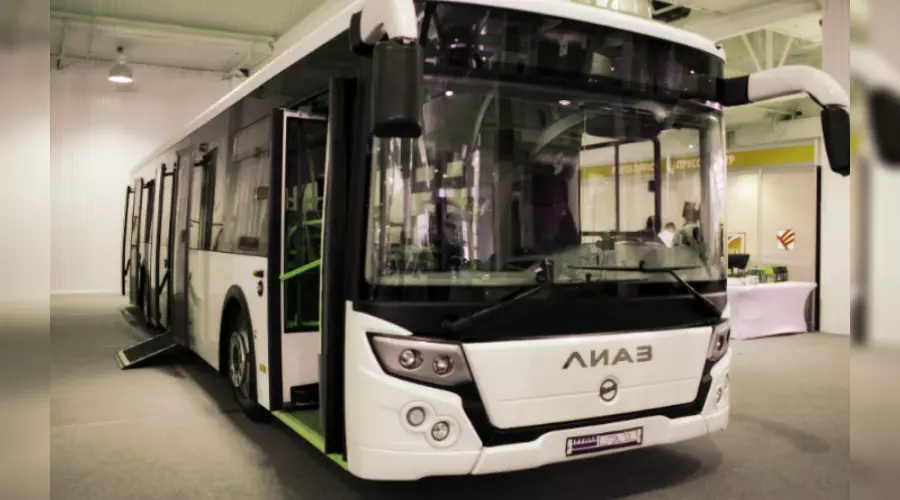 ЛИАЗ-5292.30 на выставке MOBI 2013 в Краснодаре &copy;&nbsp;Фото ЮГА.ру