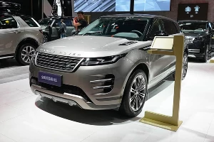 Range Rover Evoque L &copy;&nbsp;Фото: Range Rover